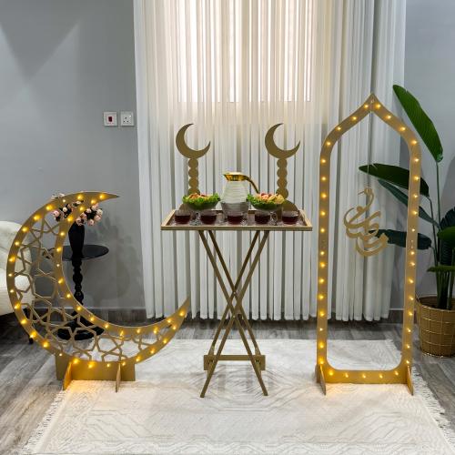 طاولة ضيافة + ديكورين رمضان مضيئة