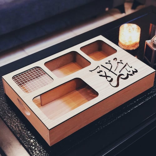 عرض 3 صواني خشبية