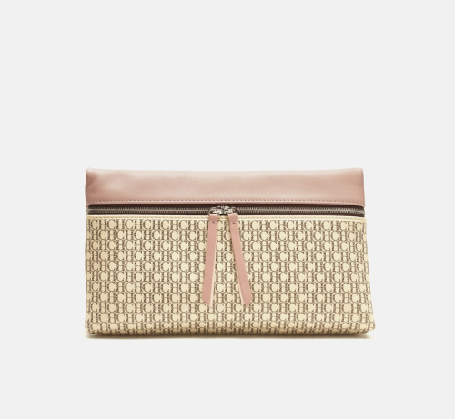 كارولينا هيريرا