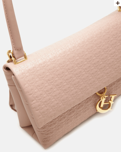 كارولينا هيريرا