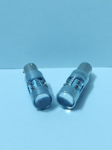 لمبات LED مقاس BAY9S لون أحمر شرايح cree الأمريكيه...