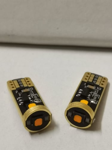 أنوار LED بجوده عالية مقاس T10 شرايح osram متوفر ل...