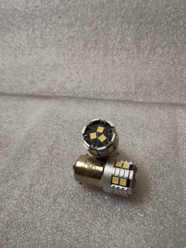 لمبات LED بجودة عالية مقاس BA15S مع رأس قصير شرايح...