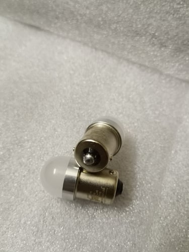 لمبات LED بجودة عالية مقاس BA15 مع رأس قصير متوفر...