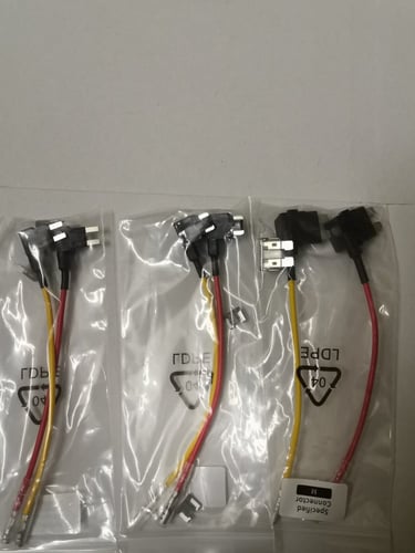 ظفيرة (هاردوير-hardware) من شركة ddpai لتوصيل الكا...