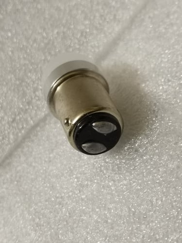 لمبات LED بجودة عالية مقاس BA15D شرايح epistar 303...