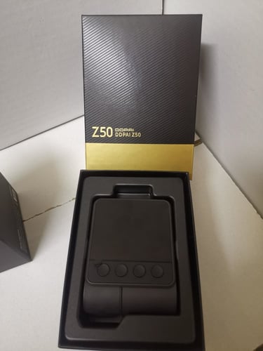 كاميرا داش كام أماميه وخلفيه من شركة DDPAI بدقة 4K...