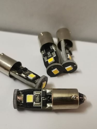 لمبات LED مقاس BA9S شرايح epistar 2835 الأصلية متو...