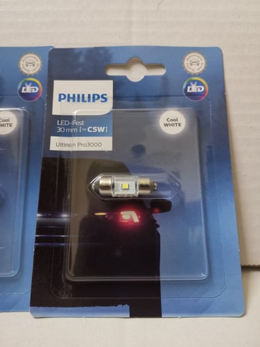 أنوار LED philips مقاس C5w متوفر 30mm-38mm-43mm