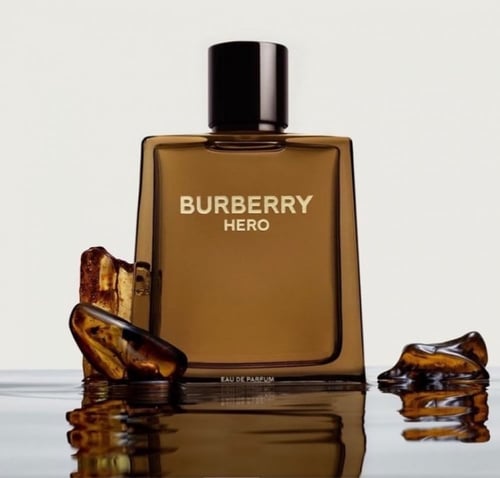 بربري هيرو بارفوم (Burberry Hero Parfum)- أطلبه ال...