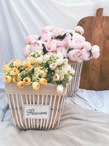 سلة خوص ابيض