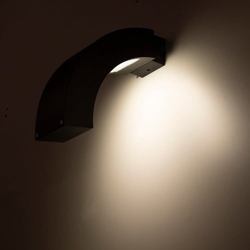 ابليك سور مائل حديد أسود