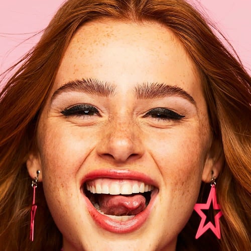 مسكرة برو سيتير للحواجب من بنفت