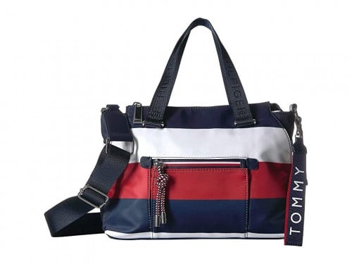 شنطة اطفال من تومي