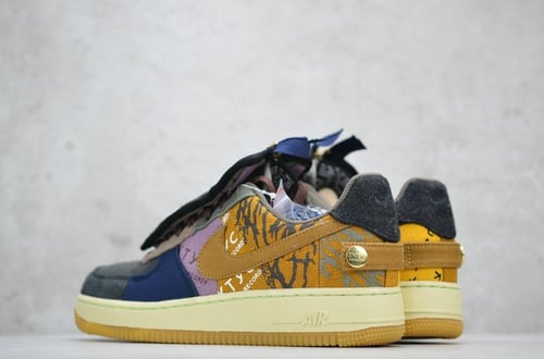 Travis Scott X Nike Air Force 1