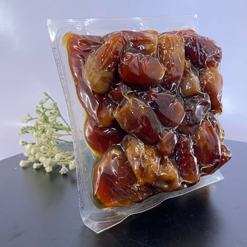 1/2 كيلو تمر صقعي.