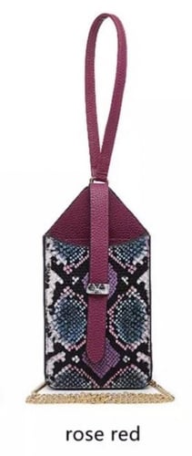 حامل جوال وعدد من البطايق