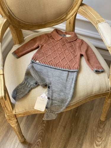 أفرول ولادي راقي شتوي ذو طابع كلاسيكي