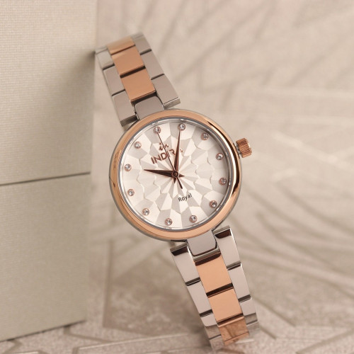 ساعة نسائية انديرا استيل بلون فضي و روز قولد
