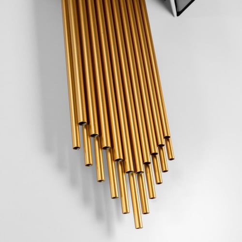 ثريا جدار بجرم معدني ذهبي مع قمع قماشي أسود