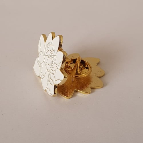 بنز زهرة اللوتس