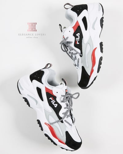 حذاء نسائي ماركة فيلا