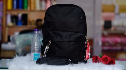 شنط مدارس بالاسم