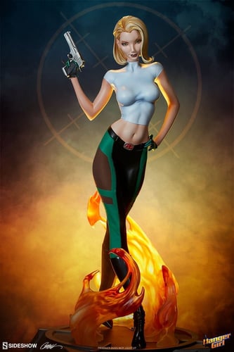 Danger Girl Statue By Sideshow