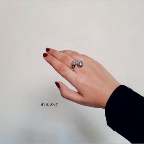 خاتم مطلي بالذهب