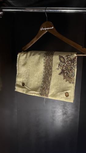 شال كشميري نص ترمه