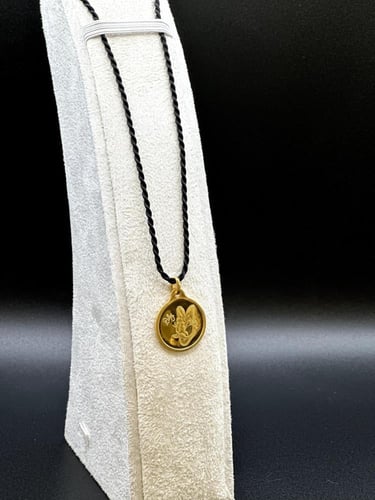 جنيه ذهب بطوطة عيار 24 بي تي سي بوزن 2.35 غرام مع...