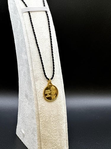 جنيه ذهب كركور وفرفور وزرزور عيار 24 بي تي سي بوزن...