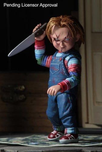 Child's Play Ultimate Chucky Figure