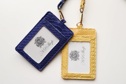 حامل بطاقة ID