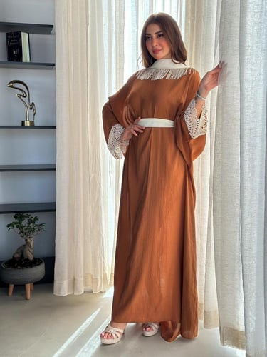 جلابية نسائي طويل لون بني مع حزام داخلي وفكرة غريب...