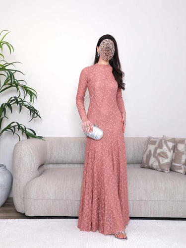 فستان سهرة ناعم دانتيل باكمام طويله