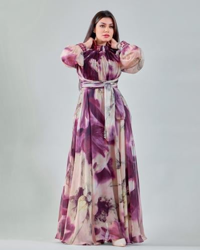 فستان مشجر طويل بنقشة فاخرة وحزام أنيق