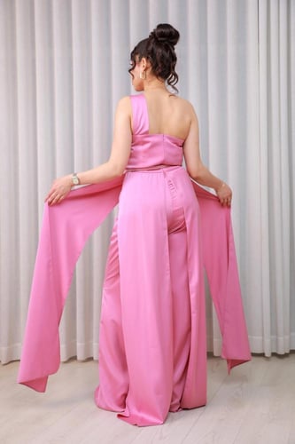 جمبسوت سهرة حرير ستان بكتف واحد مزين بورد