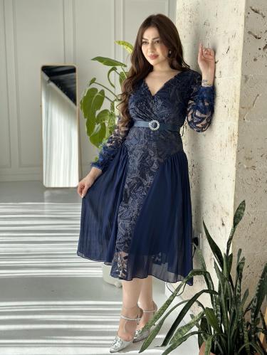 فستان سهرة ميدي بلاسيه شيفون على تطريز من الصدر وا...