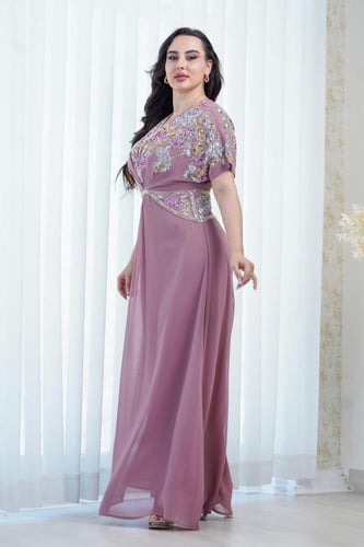 جلابية سهرة زهري شيفون مزينة بشك وترتر يدوي