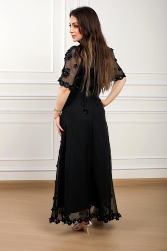 طقم تنورة وبلوزة برسومات ثلاثيه الابعاد اكمام قصير...