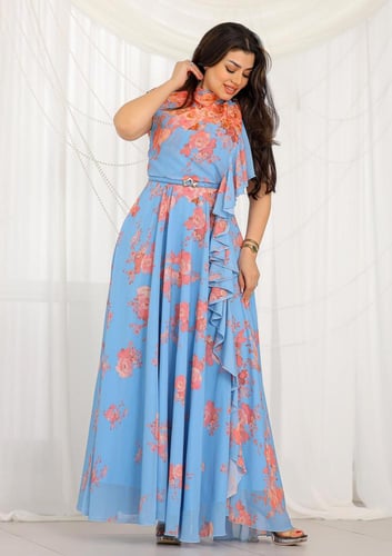 فستان مشجر بنقشة زهور مع تصميم ناعم