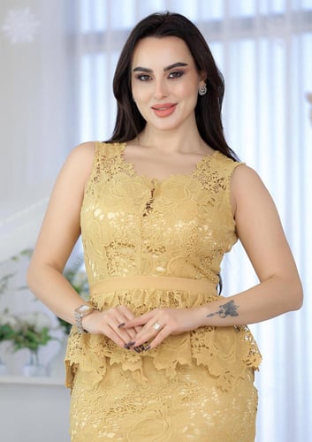 فستان سهرة جوبير أنيق بقصة أنثوية وتصميم راقٍ