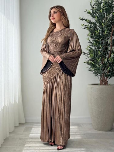 فستان سهرة طويل بلون برونزي فاخر