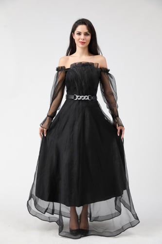 فستان سهرة طويل اوف شولدر مزين بتول اسود مع حزام