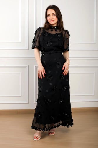 طقم تنورة وبلوزة برسومات ثلاثيه الابعاد اكمام قصير...