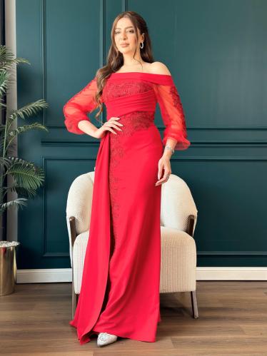 فستان سهرة احمر خامة سكوبا مزين بفصوص كريستال بفتح...