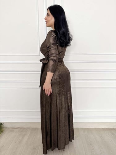 فستان سهرة طويل خامة لاميه بربطة بالخصر