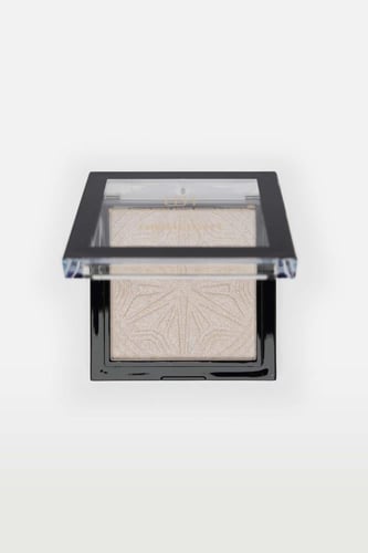 هايلايتر مضغوط لإضاءة الوجه من أوبراماك نيويورك