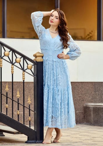 فستان ناعم دانتيل أنيق مزين بكريستال